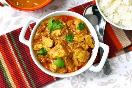 Vegan Andhra Kodi Kura (Vegan Chicken Curry) Vegan Andhra Kodi Kura (Vegan Chicken Curry)
