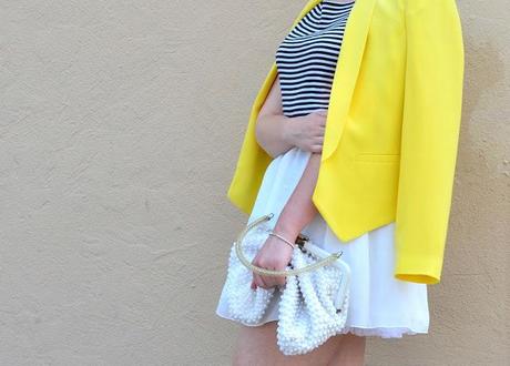 It's all in the details Oasap, blonde, summer, fashion, street style, in style, vintage, yellow, blazer