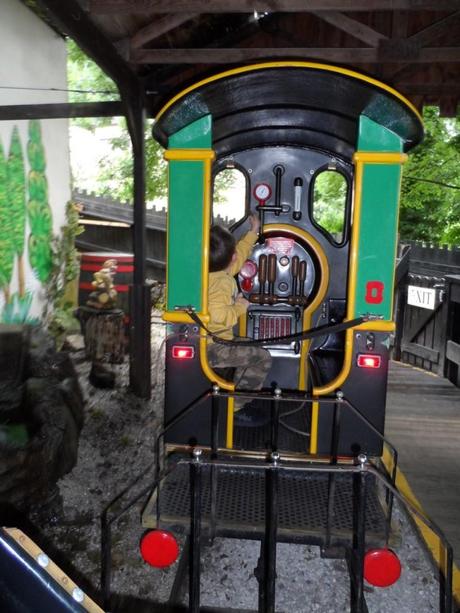 Holiday Day 1 – Gulliver’s, Matlock Bath Lilliput Loco Gulliver's Matlock Bath