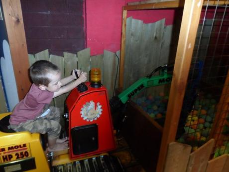Holiday Day 1 – Gulliver’s, Matlock Bath Play House Gulliver's Matlock Bath
