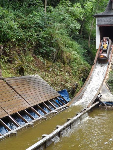 Holiday Day 1 – Gulliver’s, Matlock Bath Log Flume Gulliver's Matlock Bath