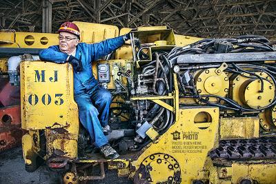Machine From The Past - Art and Photo by Ben Heine with Man Carreau Rodolphe Mine - 2013 Tour de France Photo