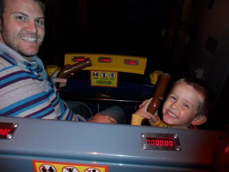Holiday, Day 2 (Part 1!) – Legoland Discovery Centre Kingdom Quest Laser Ride Legoland Discovery Centre