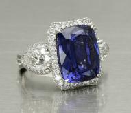 sapph_dia1 How to Grow A Pear – Ke$ha vs. Jonathan’s Fine Jewelers