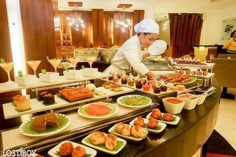 Waterfront Manila Pavilion Hotel: A Classic Refreshed Waterfront Manila Pavilion Hotel: A Classic Refreshed