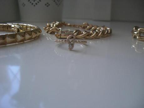Black & Gold - Jewellery Obsessions Black & Gold - Jewellery Obsessions