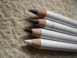 Beauty Broadcast: Elf Brightening Eyeliner Review Beauty Broadcast: Elf Brightening Eyeliner Review