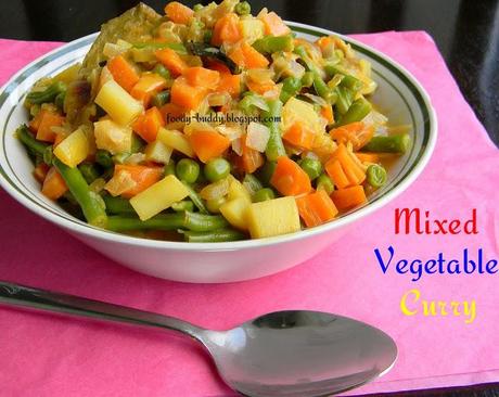 Alleppey Mixed Vegetable Curry / Vegetable Curry cooked in Coconut Milk