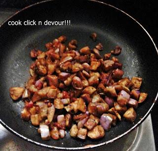 Eggplant-tomato stir fry