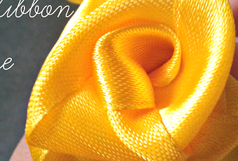 How to Make a Folded Ribbon Rose | Moonshine and Sunlight - Paperblog