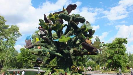 Mosaiculture 2013 at Montreal Botanical Garden Tree of Birds - Mosaiculture - Montreal Botancial Gardens