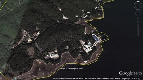 Southern part of a residential compound for the Kim Family and other DPRK elites at Yo'npu'ng Lake.  The compound was used for hunting trips by the late DPRK President and founder Kim Il Sung and his son, the late leader Kim Jong Il.  A view of the northern section can be viewed here (Photo: Google image).