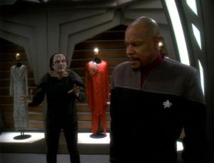 Top 10 Episodes of Star Trek: Deep Space Nine In_the_Pale_Moonlight