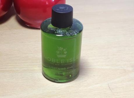 Noble Isle Lightening Oak Hair and Body Wash Reviews Noble Isle Lightening Oak Hair and Body Wash Reviews