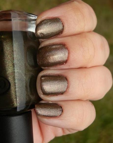 Color Club Nouveau Vintage Nail Polish Swatches Color Club Nouveau Vintage Nail Polish Swatches