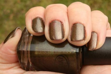 Color Club Nouveau Vintage Nail Polish Swatches Color Club Nouveau Vintage Nail Polish Swatches