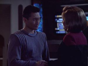 Top 10 Episodes of Star Trek: Voyager Star Trek Voyager Blink Eye