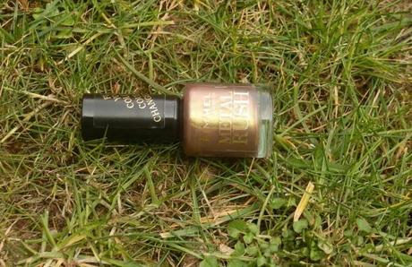 Rimmel London Metal Rush Gold Save The Queen Swatches Rimmel London Metal Rush Gold Save The Queen Swatches
