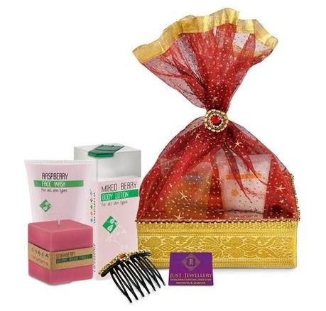 The Nature's Co.: Raksha Bandhan treats for your sister!, Raksha Bandhan, gifts, The Nature's Co, brother, sister, offers, makeup and beauty blog,press release