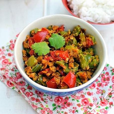 Pepper Besan Curry (Capsicum Chickpea flour dry curry)