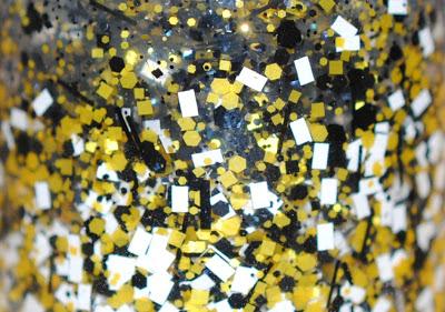 Lacquer by Lissa - Polish Review; Yinzer and Here We Go Lacquer by Lissa - Polish Review; Yinzer and Here We Go