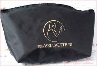 Velvette Box : August Edition + Swatch and Close-Ups