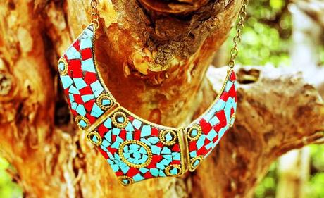 Fashion Accessory Of The Day : Mosaic Print Necklpiece