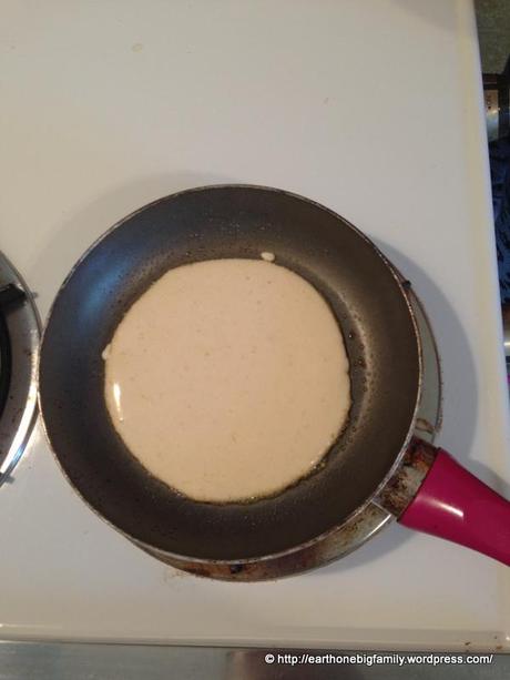 After pouring the batter I move my pan so the batter can expand a little bit.