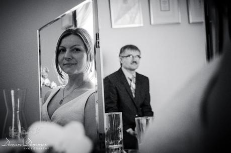 Bride and her fathers reflection in the mirror | London Wedding Photography by Dewan Demmer