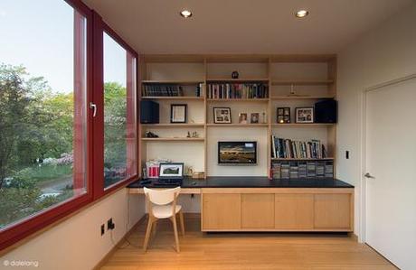 Angular Multi-Generational Home in Washington Modern home office