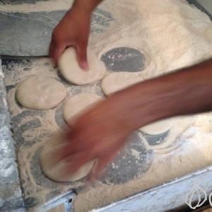 A Thin and Crunchy Ball with Sesame Seeds Kaak_Byblos14