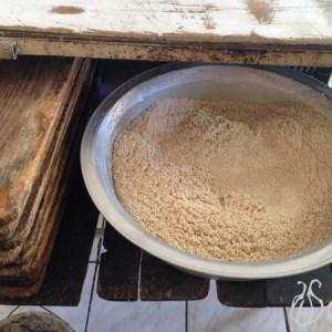 A Thin and Crunchy Ball with Sesame Seeds Kaak_Byblos07