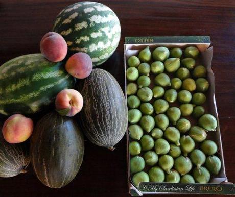 Figs and other fruit by Jennifer Avventura My Sardinian Life 2013