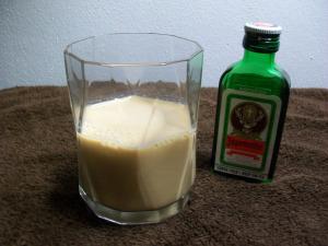 Friday Cocktail Grizzly Bear cocktail