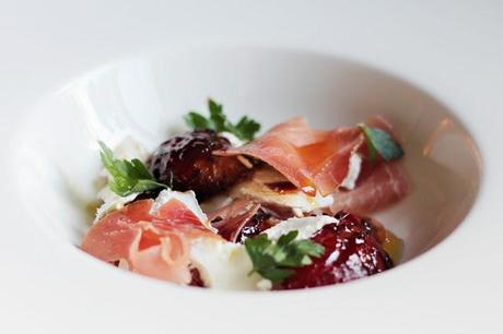 Parma ham with balsamic vinegar glazed plums & goat cheese #115