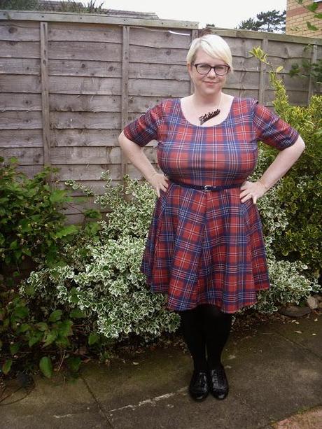 pink-clove-tartan-skater-dress-L-LQDePe.jpeg