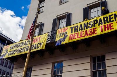 Activists Banner Drop and Lock Down at US Trade Rep Building to Expose TPP Negotiations StopTPP2