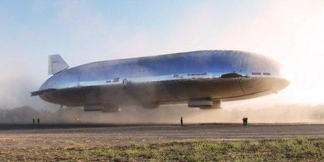 Take a Look at This 266-feet Long Helium-Powered Airship in Flight aeroscraft-flight-test-2