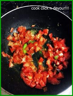 Tomato pappu (Andra style tomato-pigeon peas stew)