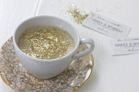 diy-glitter-coffee-L-EGiyZI.jpeg