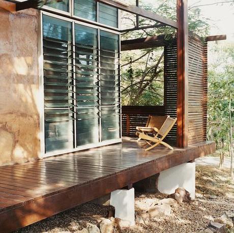 Slat Happy: 8 Louvered Homes Photo