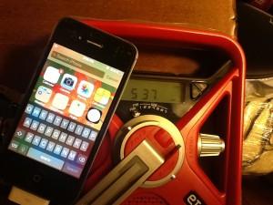 eton radio charging iphone