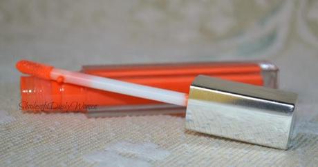 Maybelline Color Sensational High Shine Lip Gloss - #40 Captivating Coral : Review & Swatches.