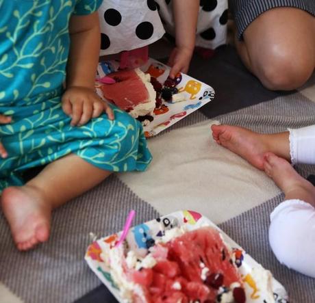 Kids’ Birthday Party With No Added Sugar cake4-650x626