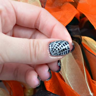 Sparkling spiderwebs! Sparkling spiderwebs!