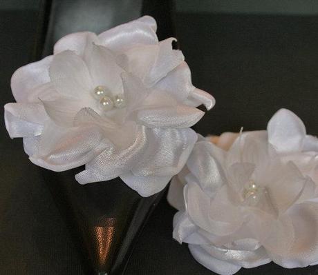 Wrap It Up Elegant White Flower Bridal Sash