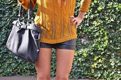 Outfit: Yellow Knit.