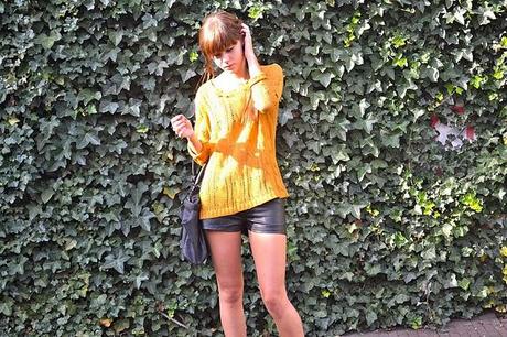 Outfit: Yellow Knit.
