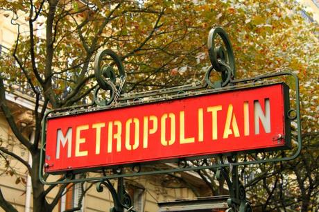 metro paris An American Girl in Paris