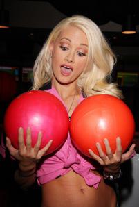 holly-madison-bowling_for_boobies Celebrity Top 3